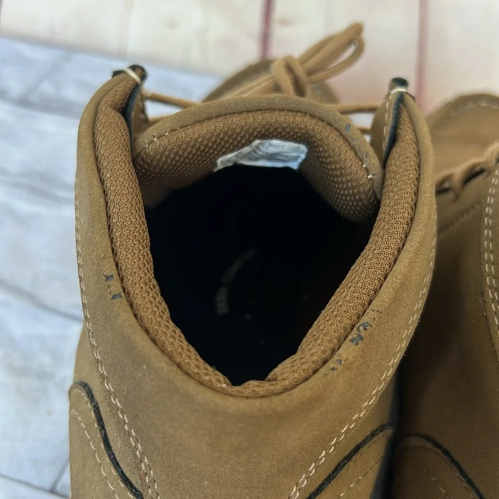 FALL CREEK Wallaby MEMORY FOAM chukka boots size 9